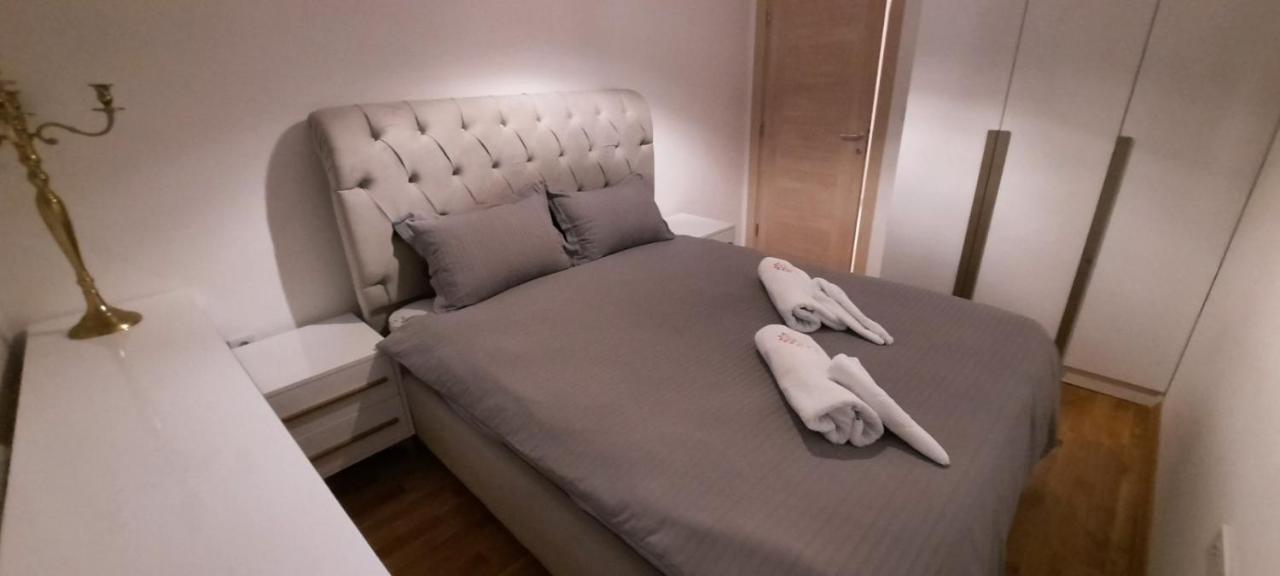 Luxury Apartment Iva II Skopje Luaran gambar