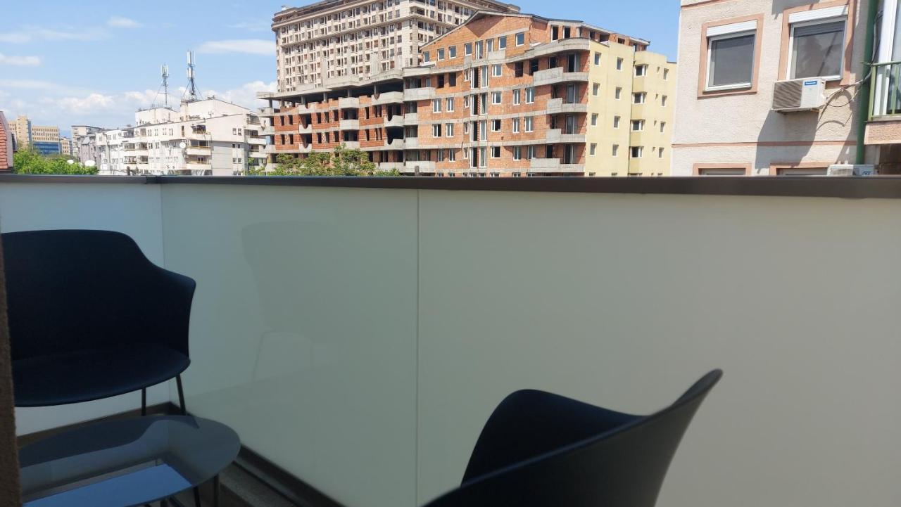 Luxury Apartment Iva II Skopje Luaran gambar